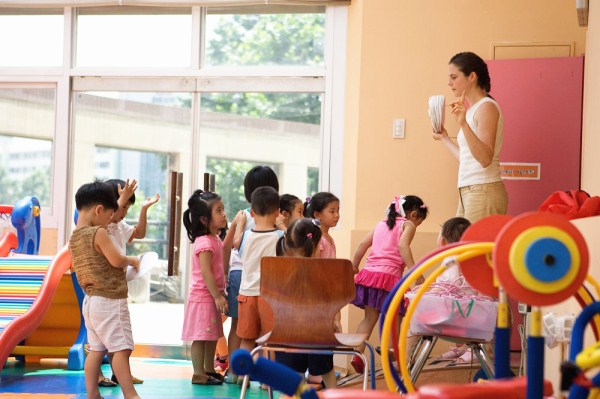 【幼儿教师论文】范文:浅谈AR技术在幼儿教育中的应用 【幼儿教师论文】范文:浅谈AR技术在幼儿教育中的应用