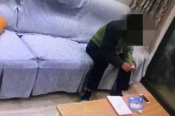 陪娃写作业遭打事件 陪娃写作业遭打事件