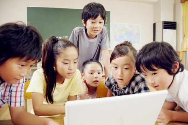 【小学语文论文】范文:小学语文教学中学生想象力的培养策略 【小学语文论文】范文:小学语文教学中学生想象力的培养策略